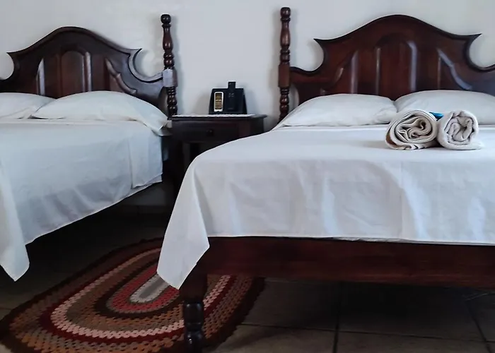 Posada Bugambilias