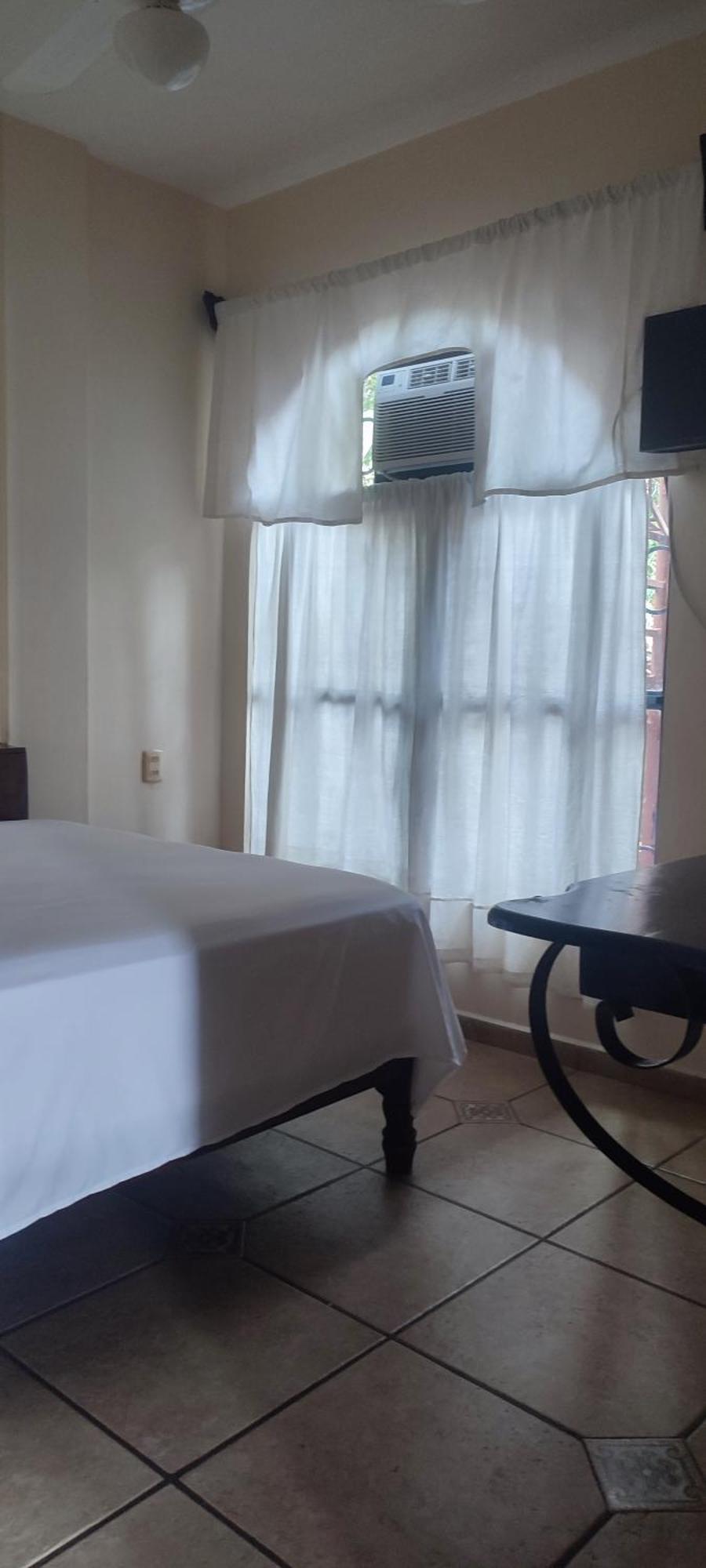Inn Bugambilias *